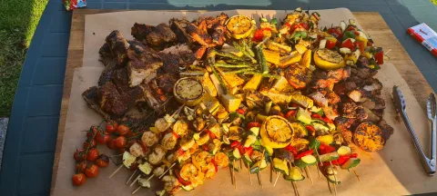 Grill patiekalų rinkinys gimtadieniams Vilniuje